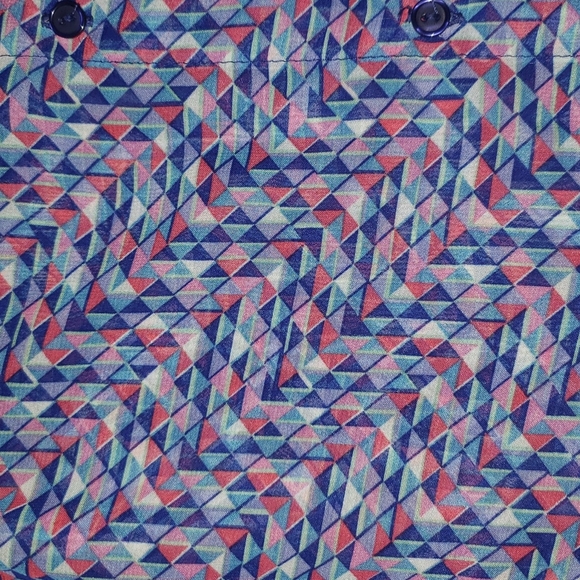 Sheer sleeveless blouse - Picture 2 of 4